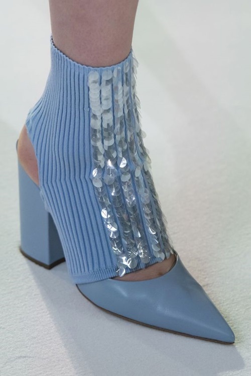 ตำเลย "Ankle Boots" รองเท้าบูททรงพลังที่สุดในซีซั่นหน้า
