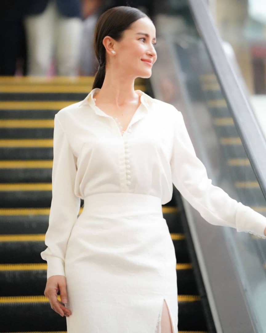 แอน ทองประสม 