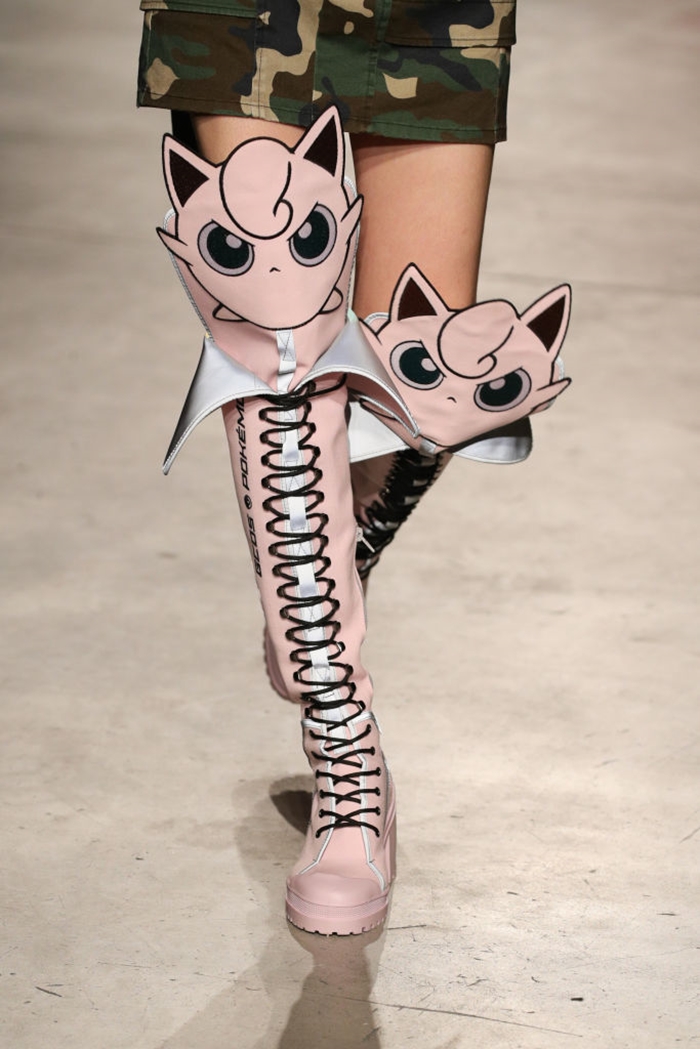 จัดไปเลย! "นม 3 เต้า" บนแฟชั่นโชว์ Milan Fashion Week 2018