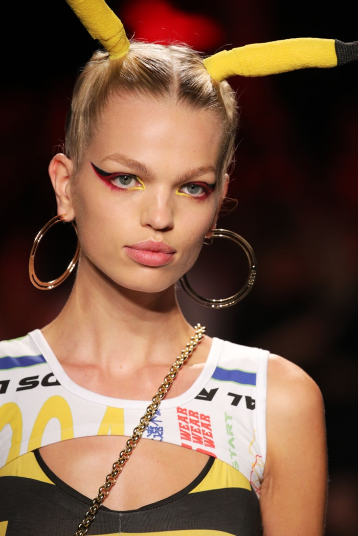 จัดไปเลย! "นม 3 เต้า" บนแฟชั่นโชว์ Milan Fashion Week 2018