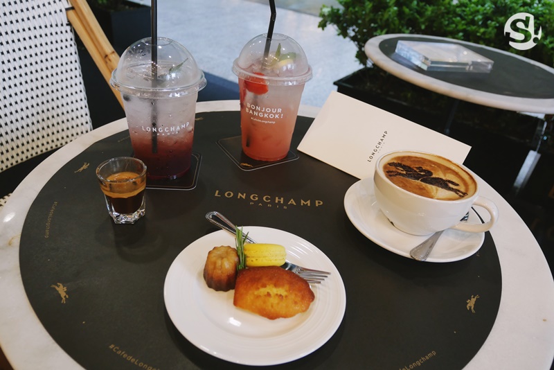 รีวิว Café de Longchamp จิบกาแฟ ทดลองเป็นสาวปารีเซียงตามแบบฉบับลองฌอมป์