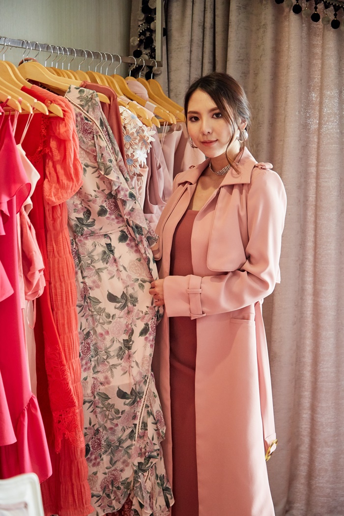 ทริค Mix & Match เสื้อผ้าให้โดดเด่น มีสไตล์ของ 4 กูรูคนดัง พร้อมอัปเดตเทรนด์ปี 2019