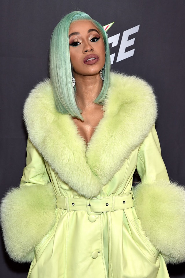 Cardi B เซ็นสัญญากับ Reebok พร้อมเขย่าวงการแฟชั่นสปอร์ตแวร์