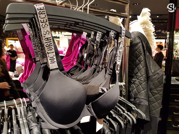 ชุดชั้นใน Victoria’s Secret