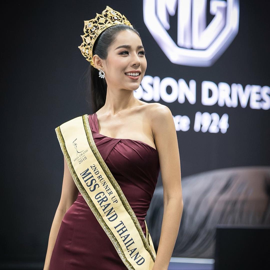 อิ๊ง อิงชนก