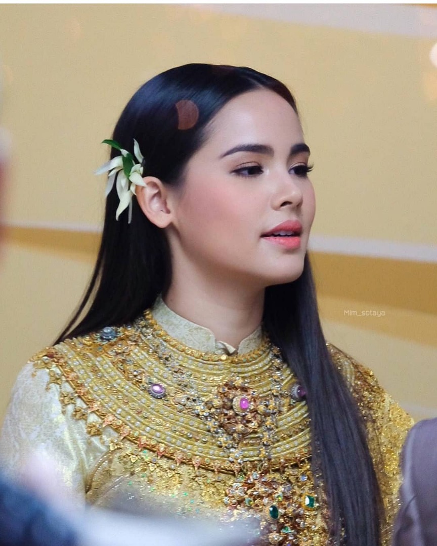 ญาญ่า อุรัสยา