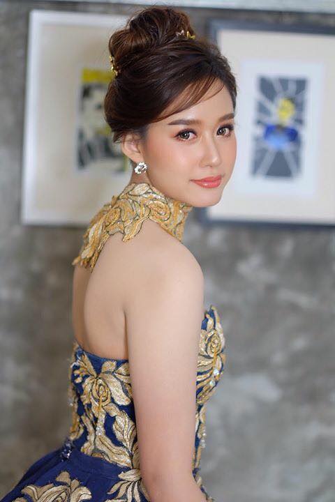 ชุดแต่งงานผ้าไทย