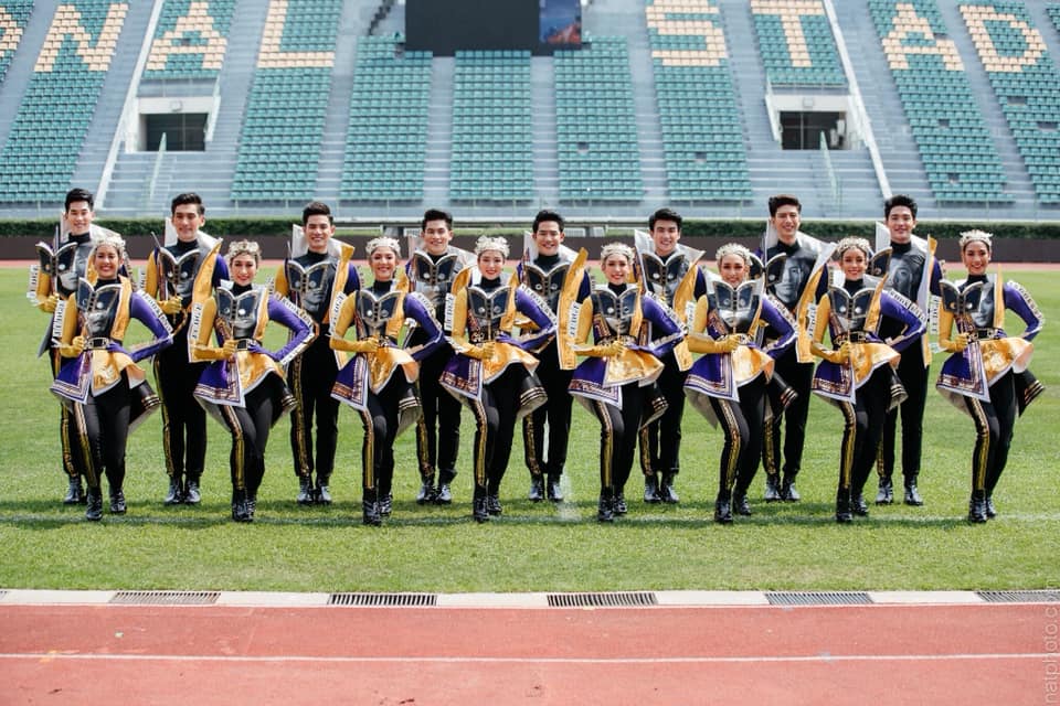 ชุดเชียร์ลีดเดอร์ ธรรมศาสตร์