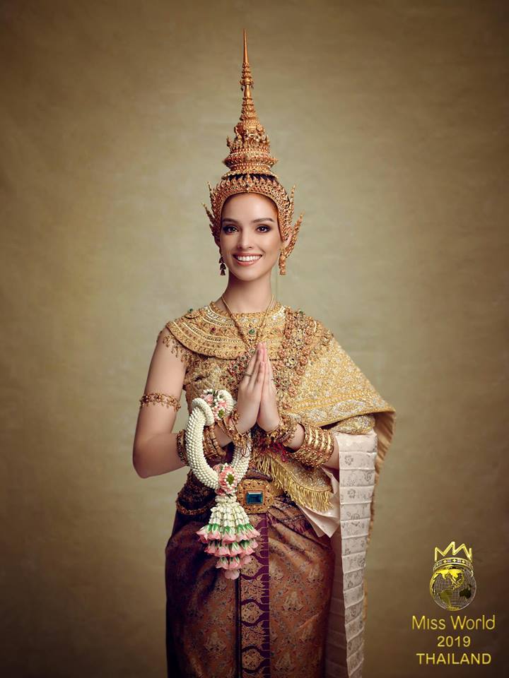 Miss World 2018 ชุดไทยโบราณ