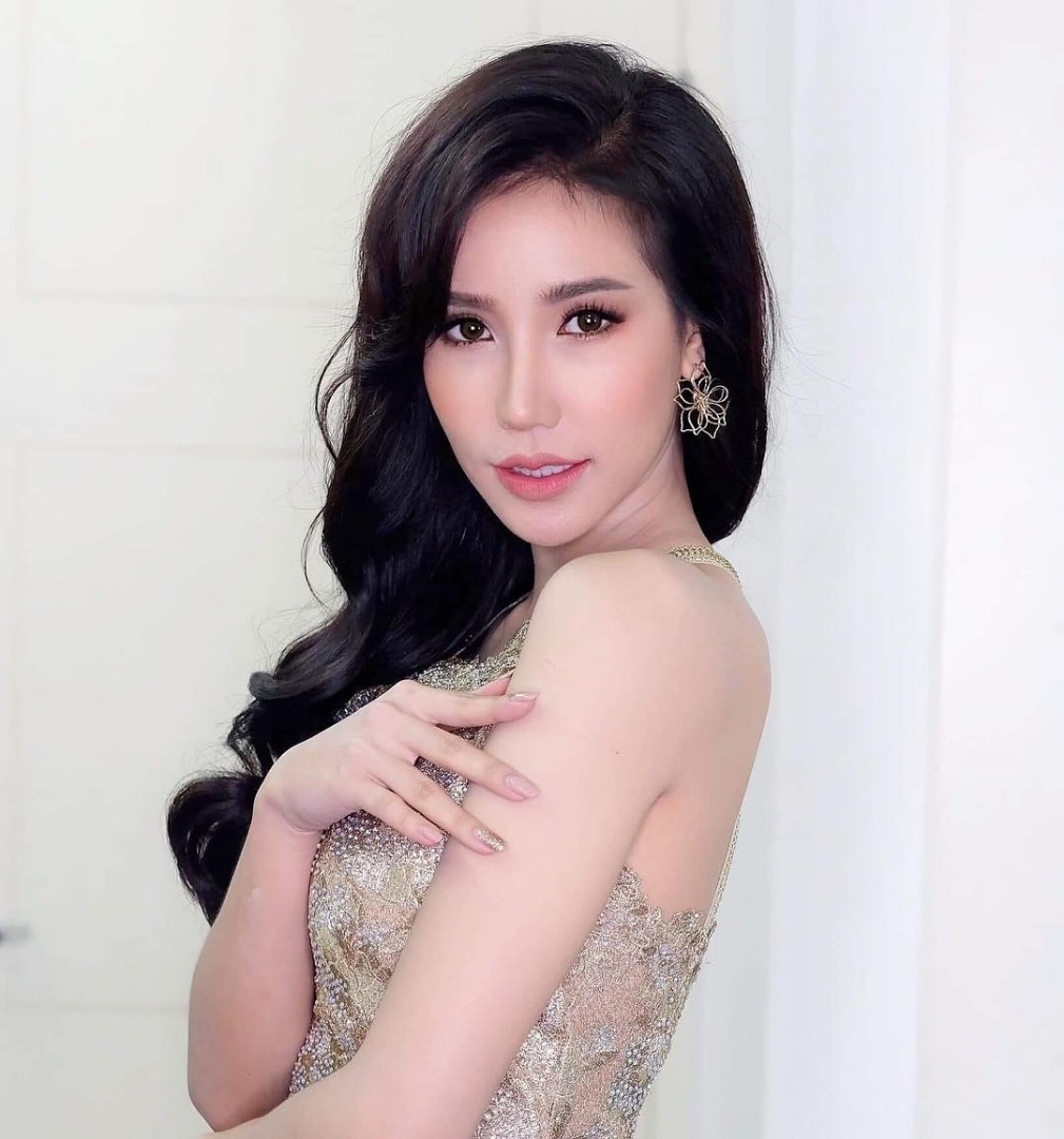 เทวี ฤาชนก 