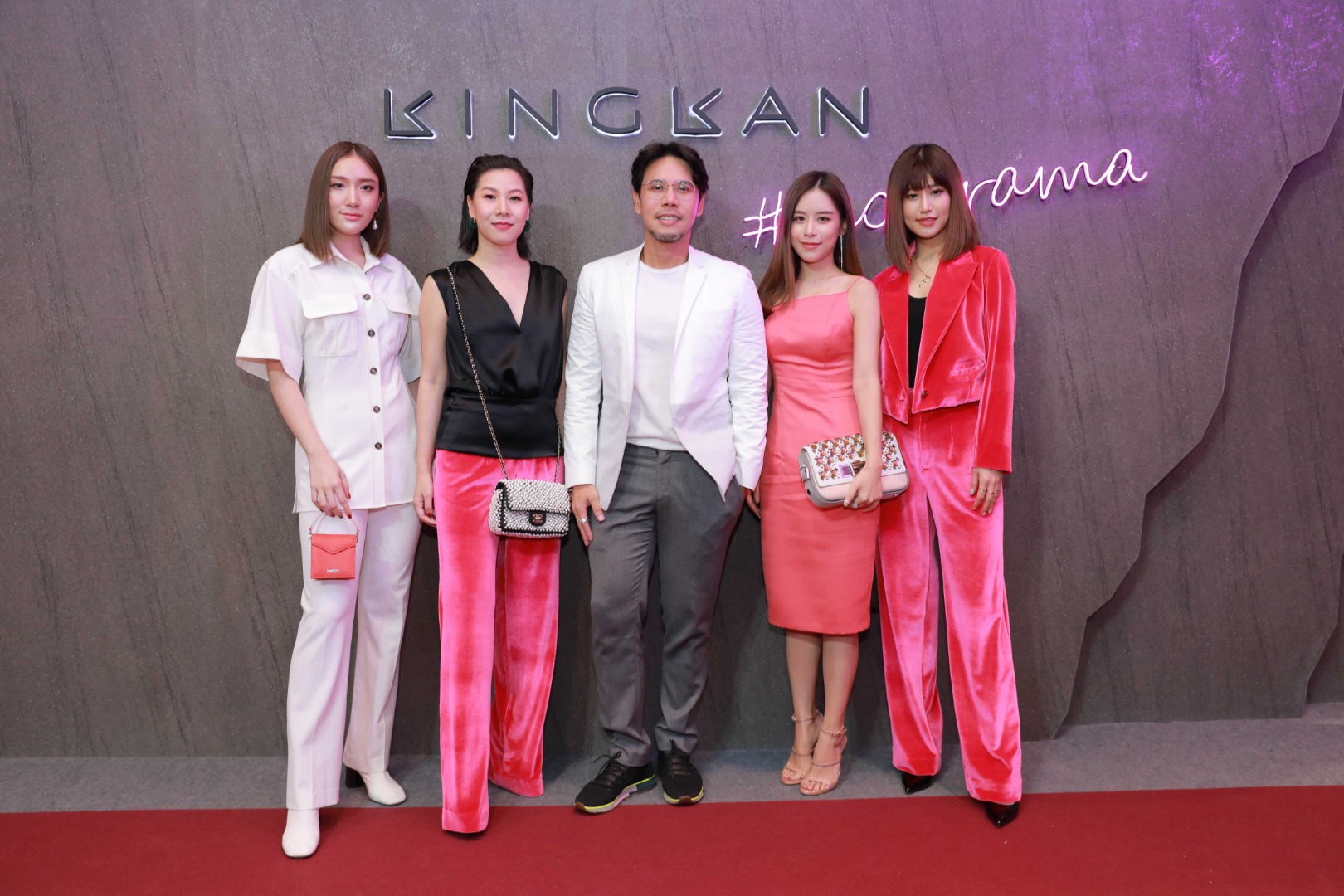 แบรนด์ "กิ่งกานต์" 