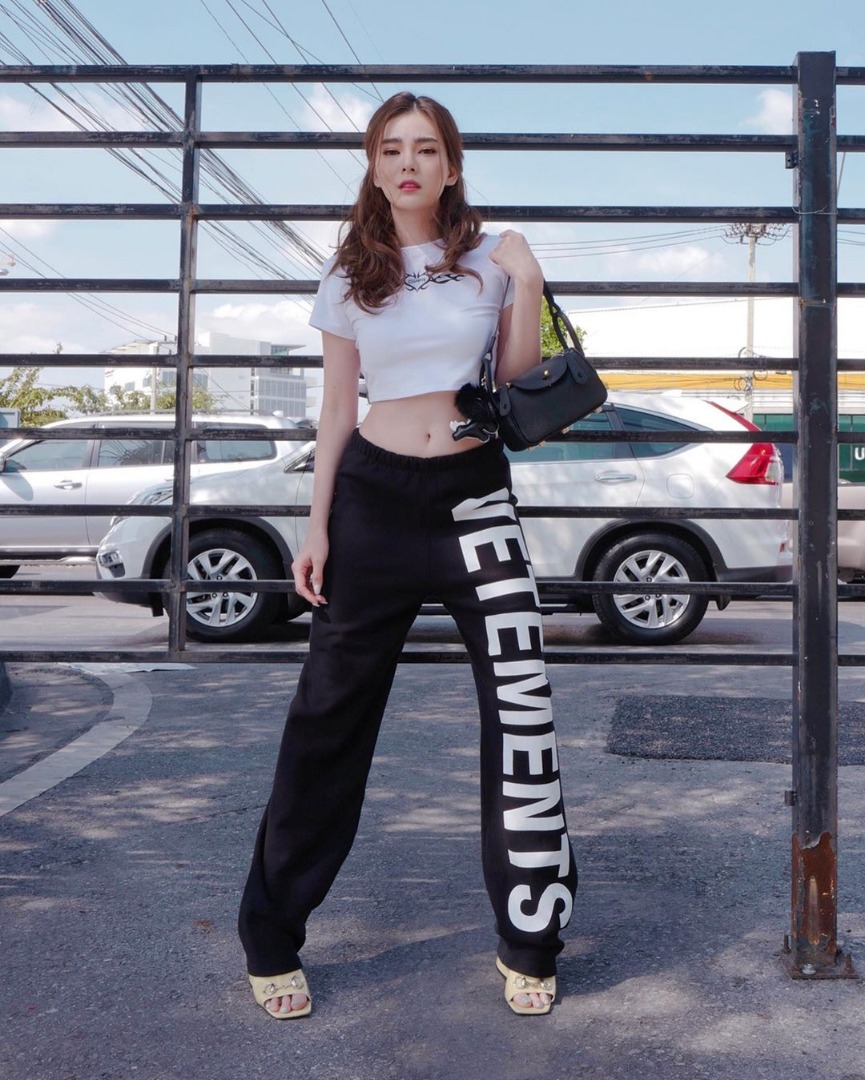 ดิว อริสรา
