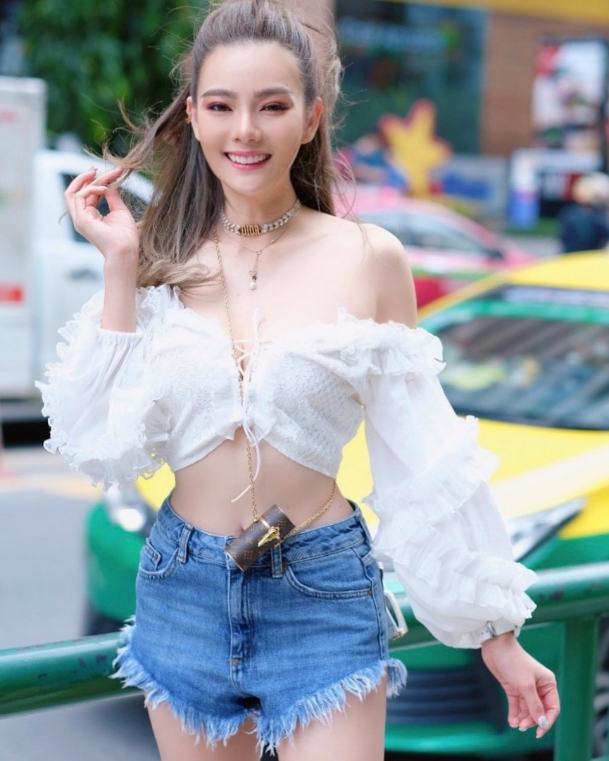 ดิว อริสรา
