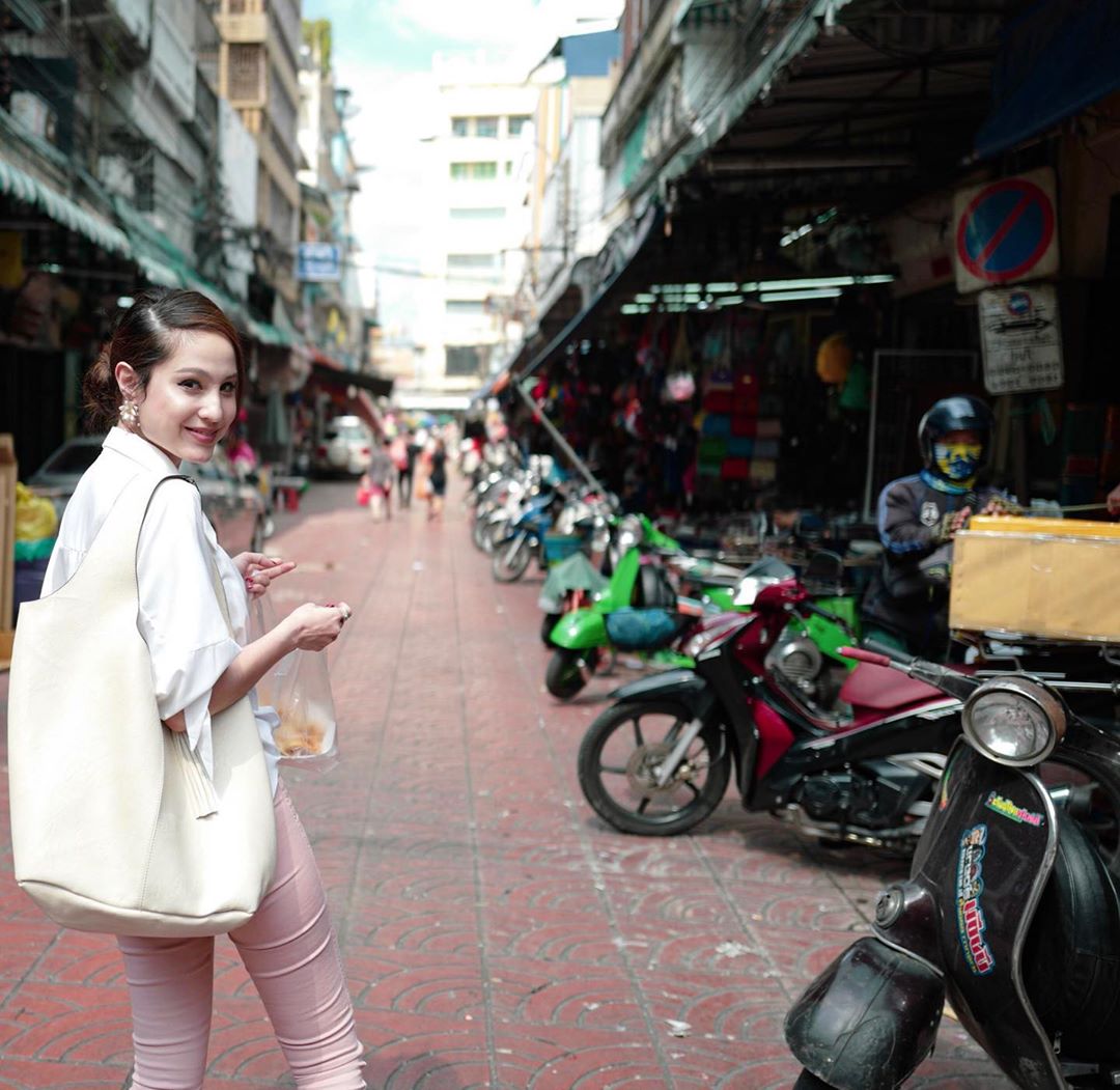 ขวัญ อุษามณี