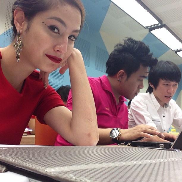 ขวัญ อุษามณี