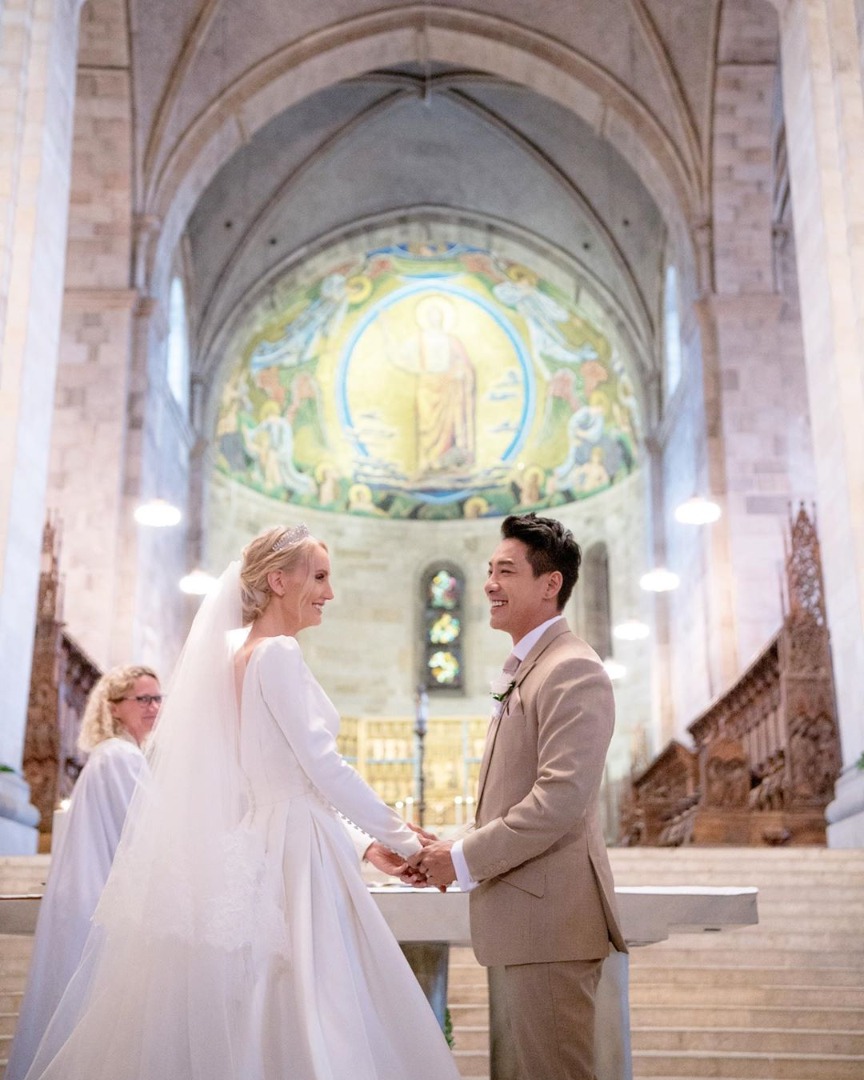 ชุดแต่งงาน อาแมนด้า เจ้าสาว บอย พิษณุ