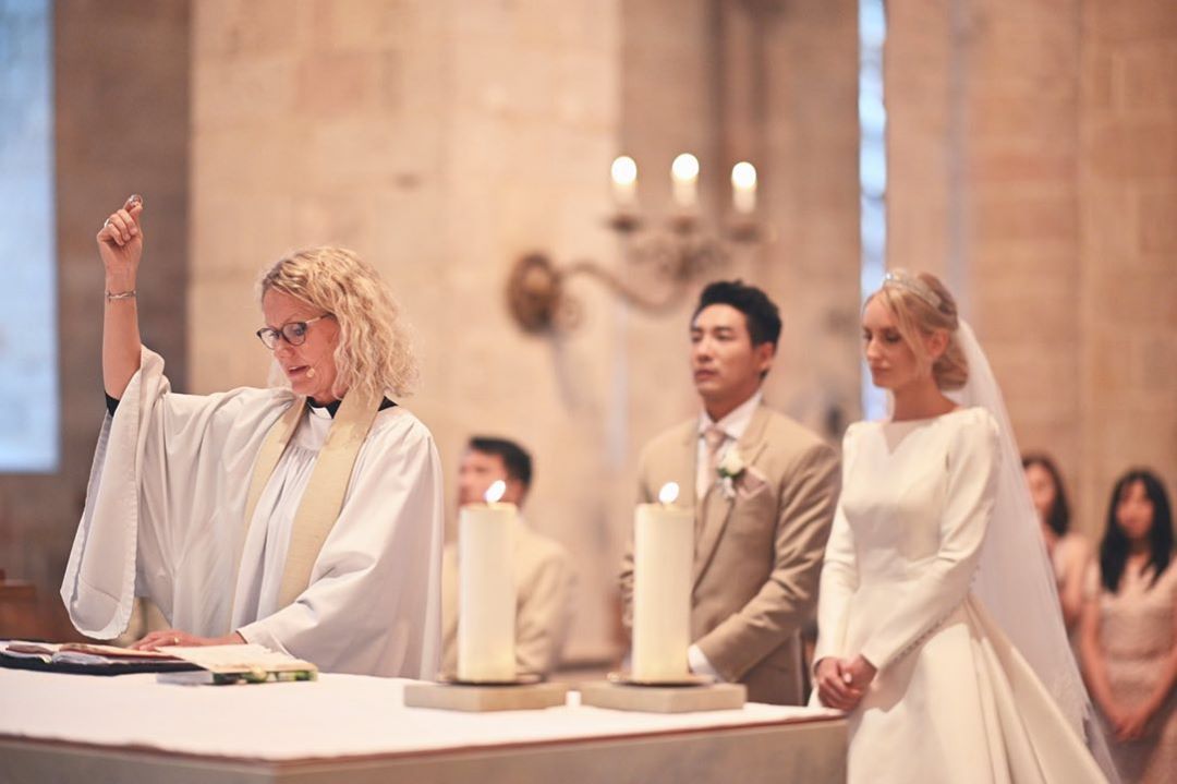 ชุดแต่งงาน อาแมนด้า เจ้าสาว บอย พิษณุ