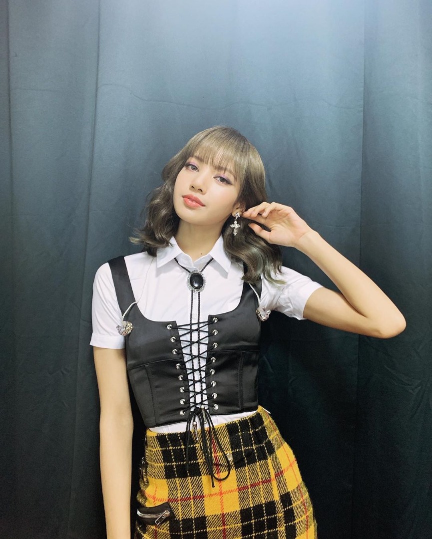 ลิซ่า BLACKPINK 