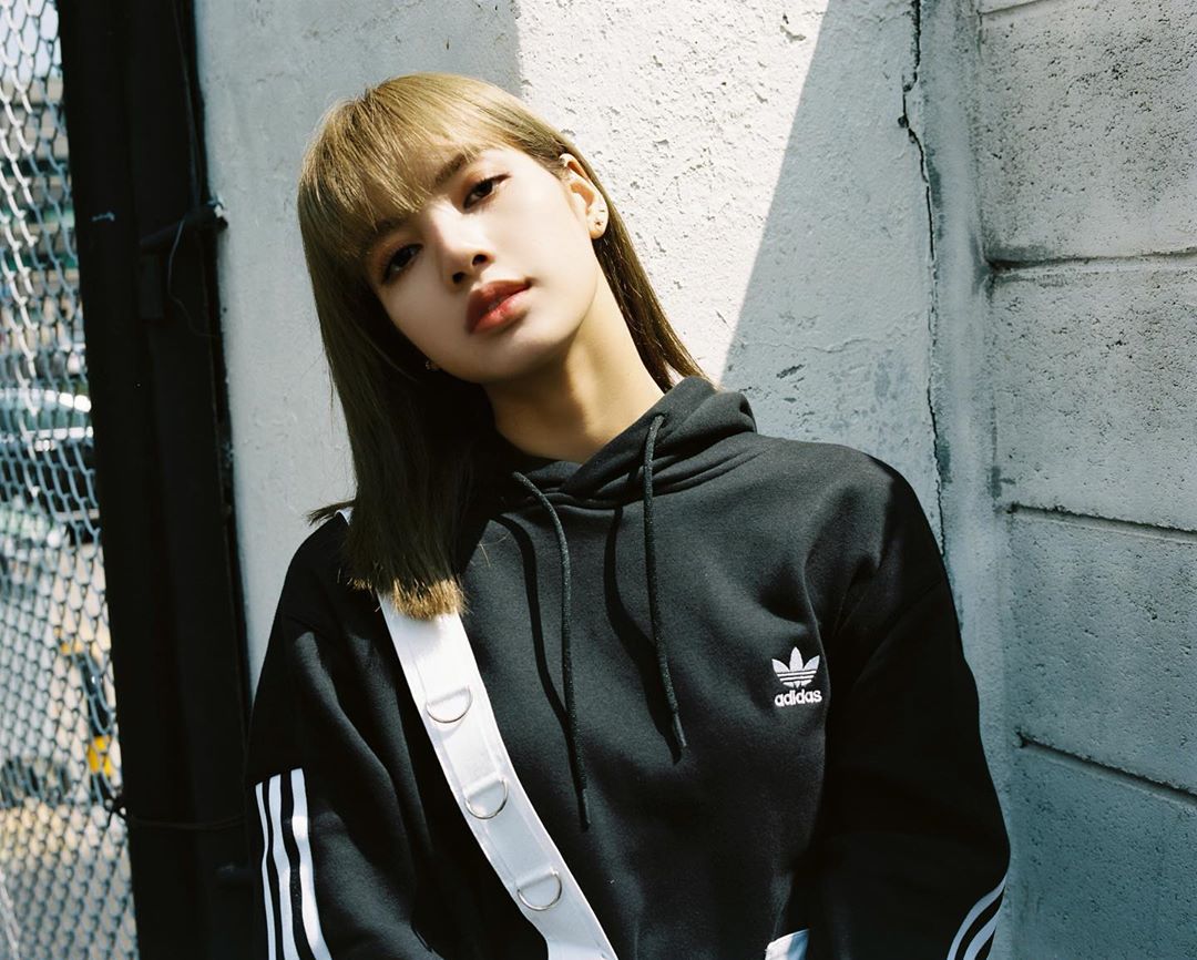 ลิซ่า BLACKPINK 