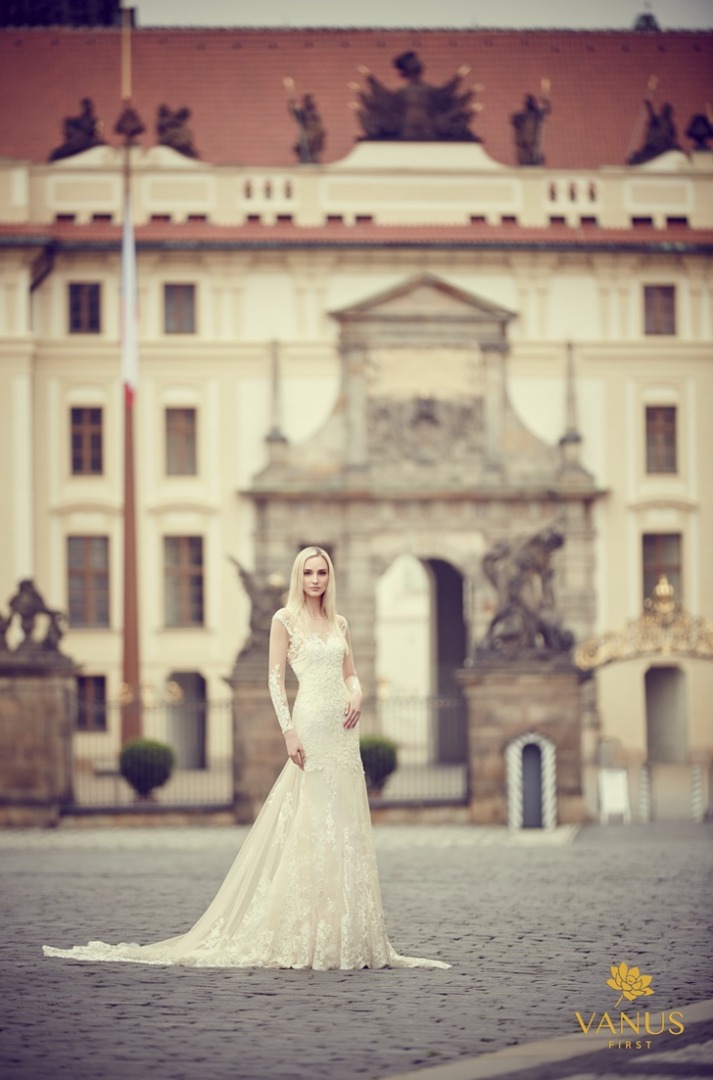 ชุดแต่งงาน แบรนด์ วนัช เฟิร์ส