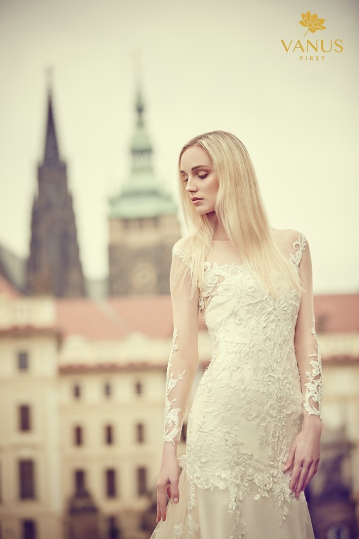 ชุดแต่งงาน แบรนด์ วนัช เฟิร์ส