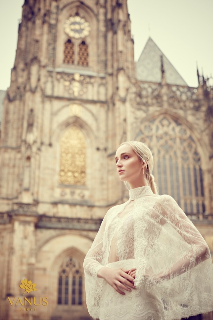 ชุดแต่งงาน แบรนด์ วนัช เฟิร์ส