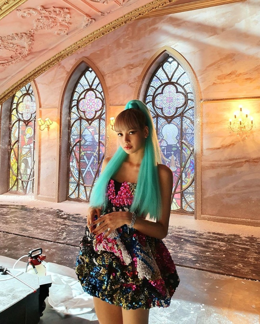 ลิซ่า BLACKPINK