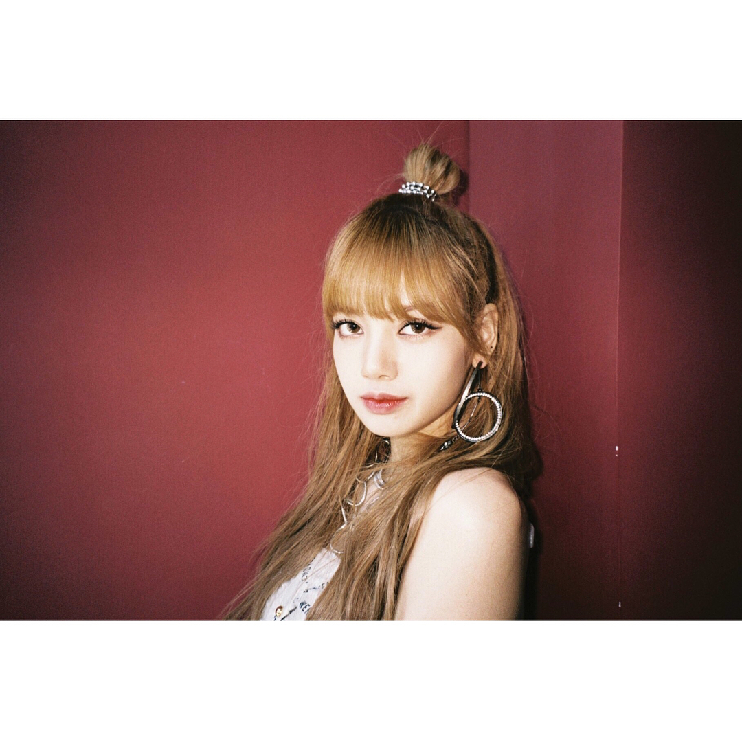 ลิซ่า BLACKPINK