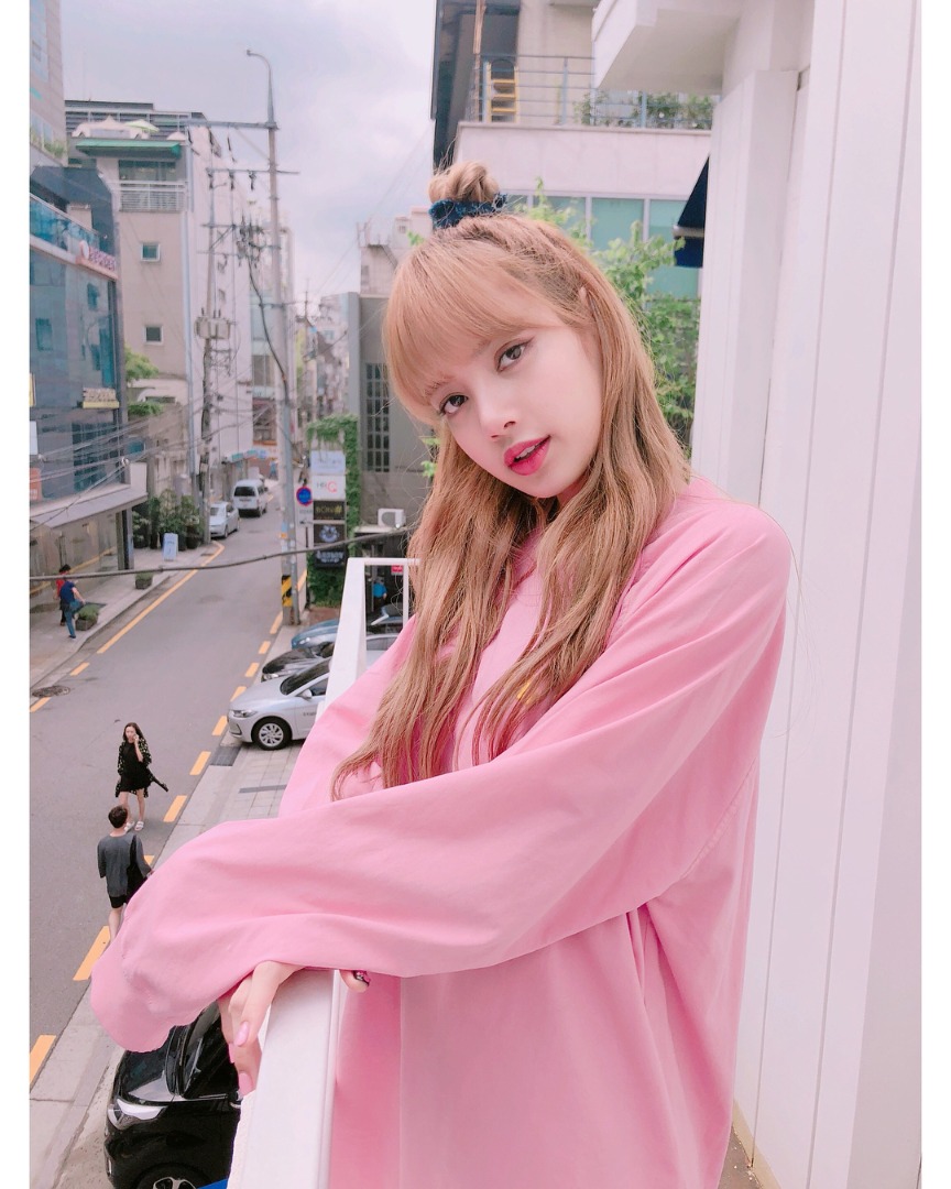 ลิซ่า BLACKPINK