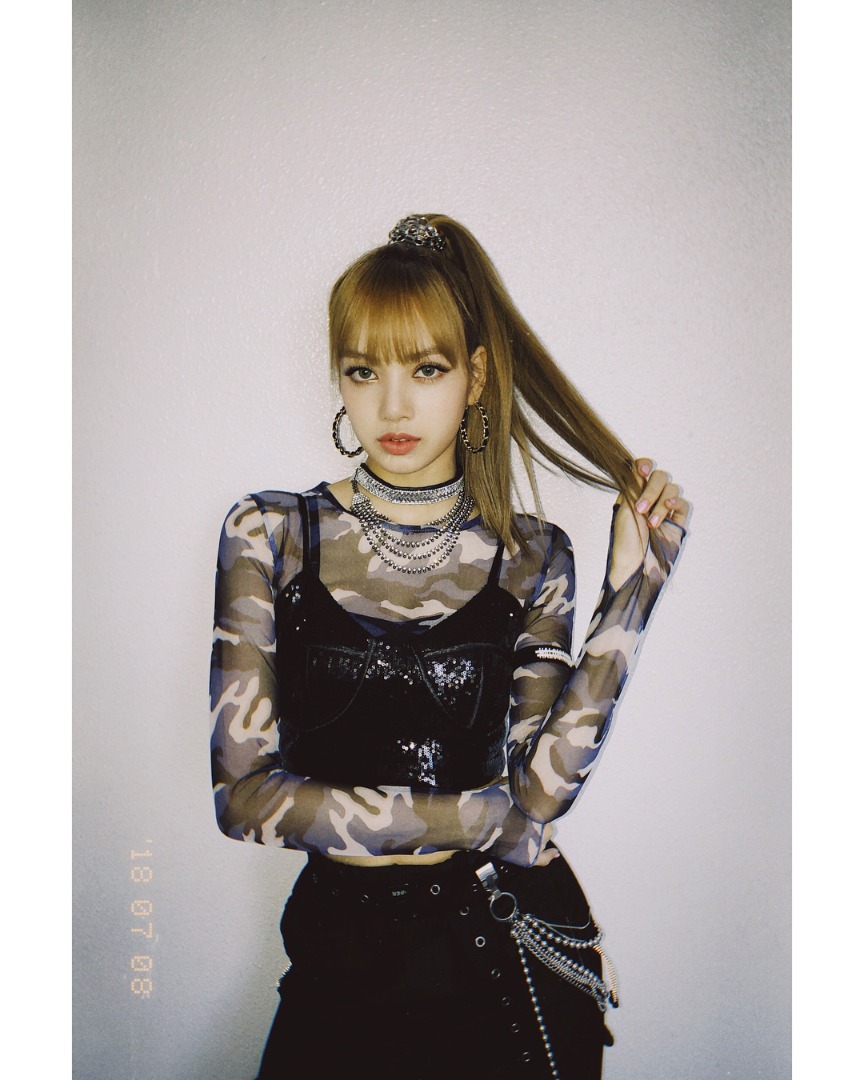 ลิซ่า BLACKPINK
