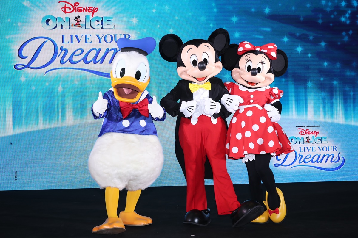 Disney On Ice presents Live Your Dreams