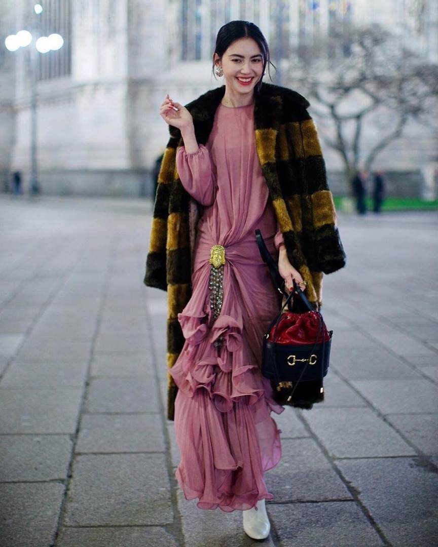 ใหม่ ดาวิกา