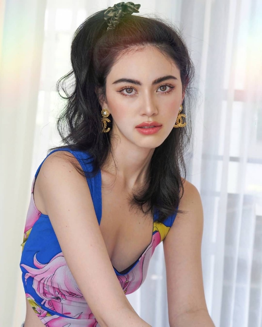 ใหม่ ดาวิกา