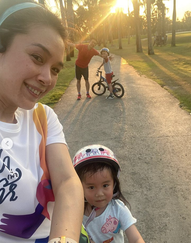 ลูกนิหน่า สุฐิตา