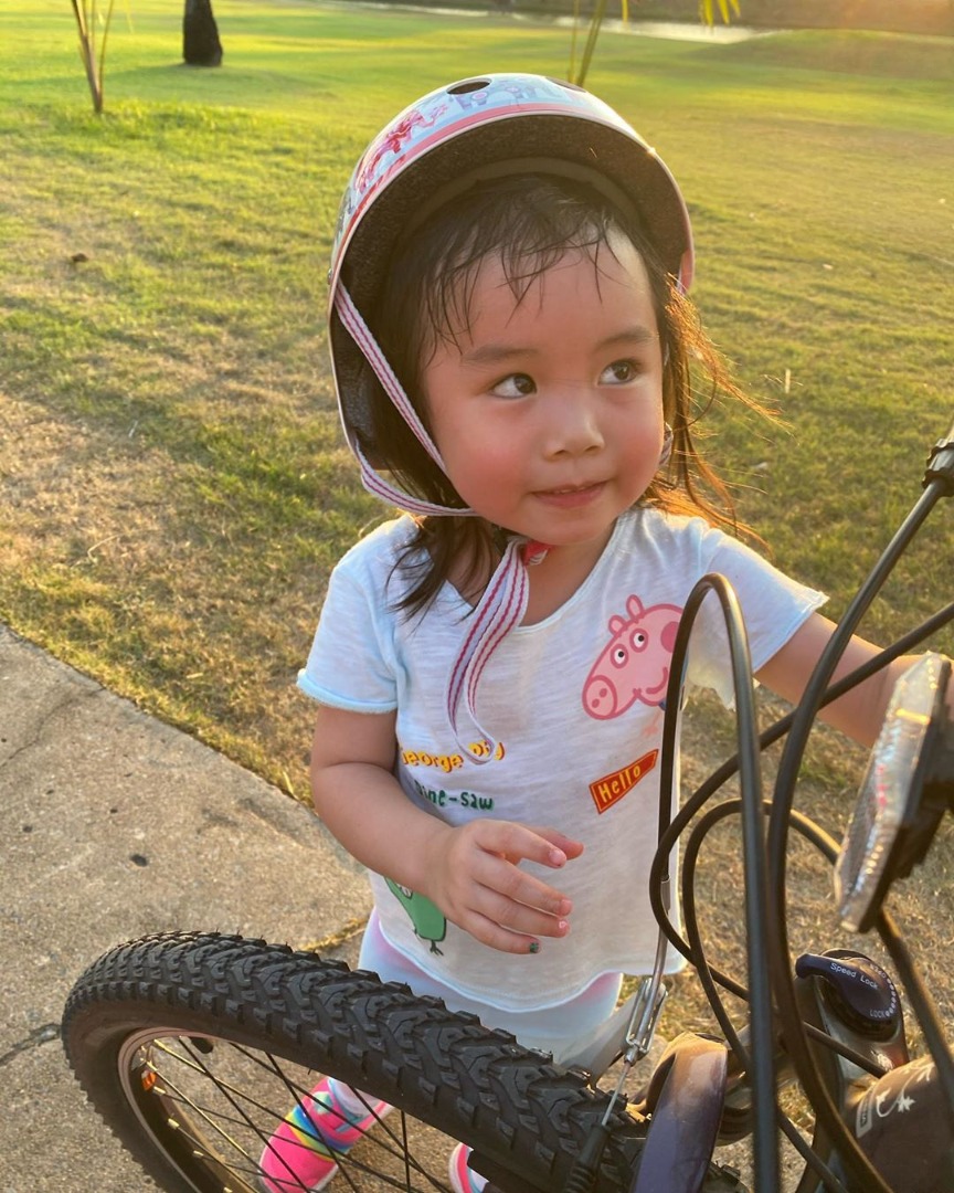 ลูกนิหน่า สุฐิตา