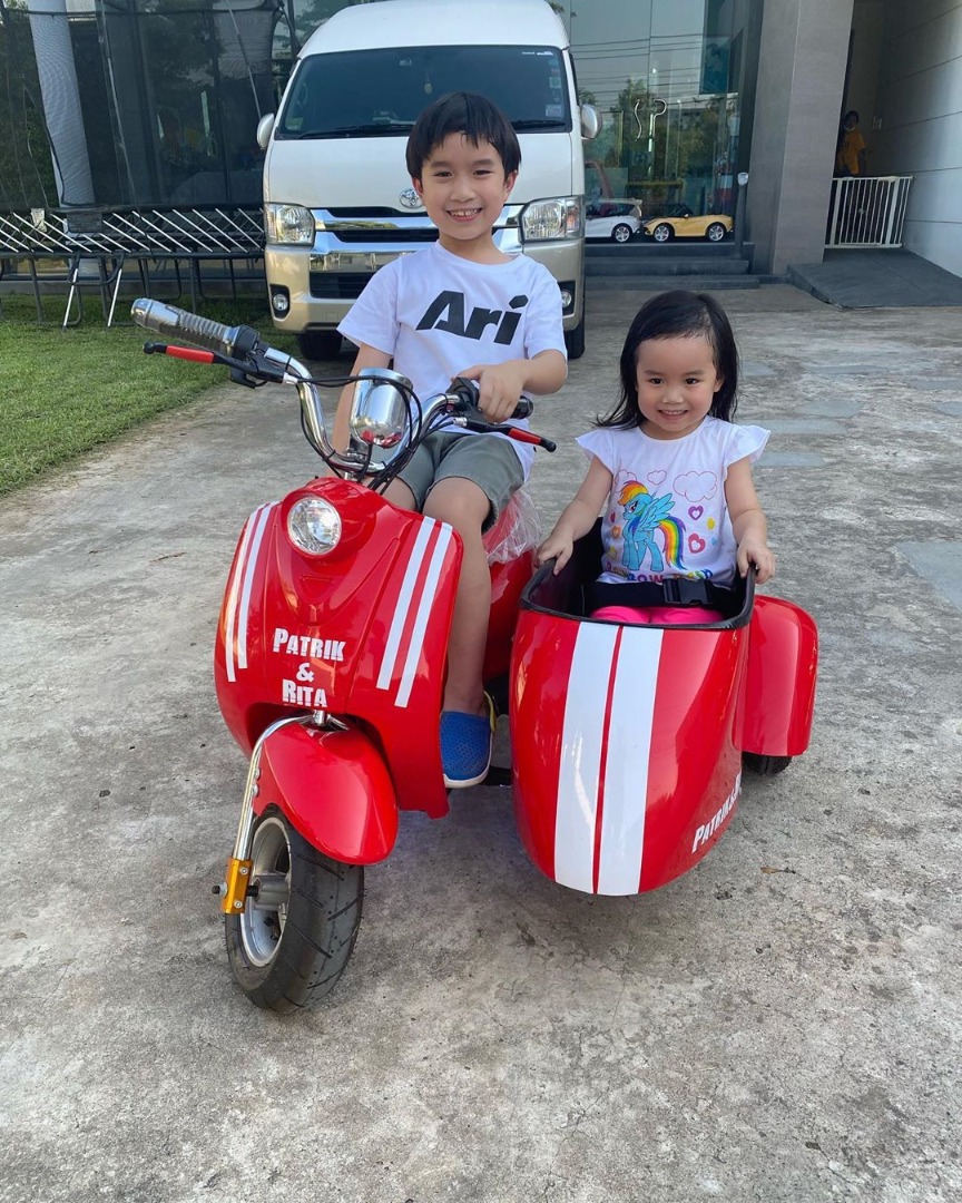 ลูกนิหน่า สุฐิตา