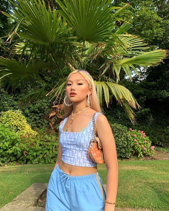 แฟชั่นโทนสีฟ้า