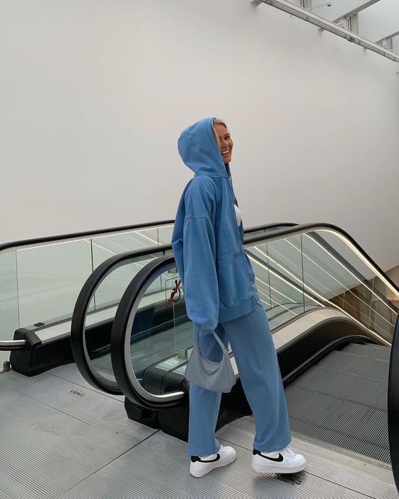 แฟชั่นโทนสีฟ้า