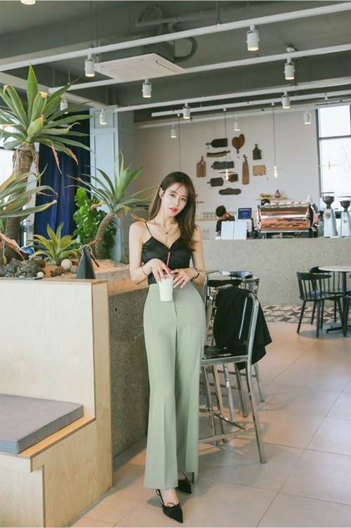 ไอเดียแต่งตัวไปร้านกาแฟ