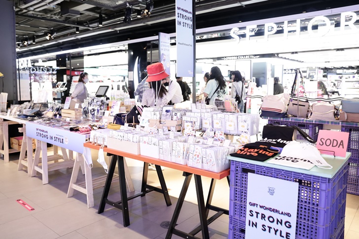 Siam Center presents Strong in Style Market