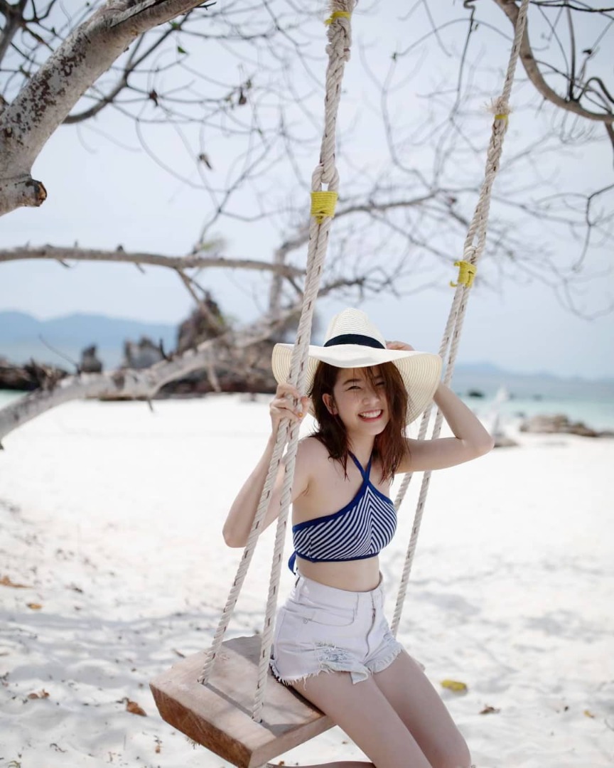 ฝน ธนันตฉัตร