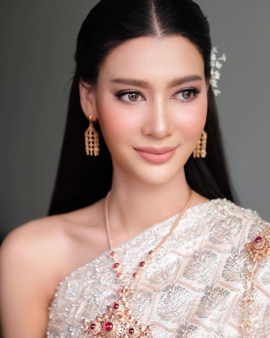 นิ้ง พรศิริกุล พั่วทา