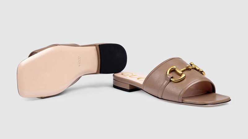 Gucci Women's leather slide sandal with horsebit