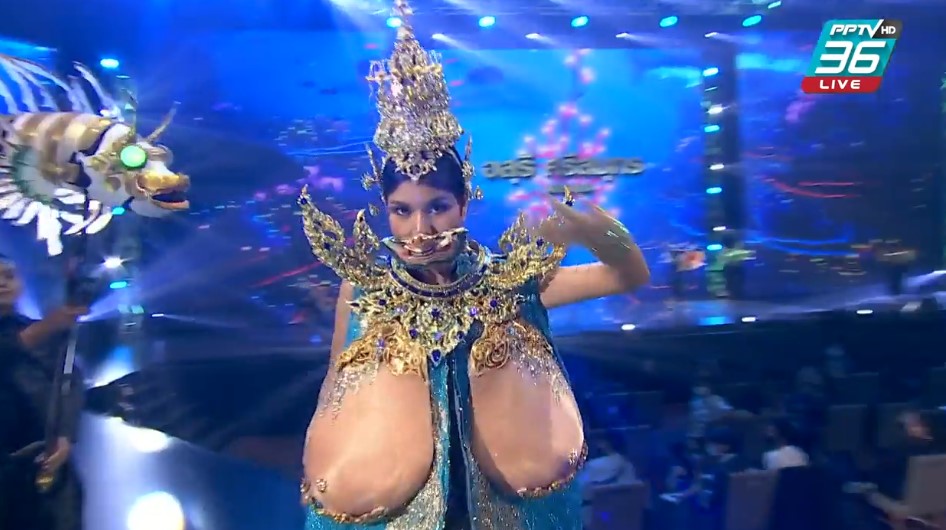 Miss Universe Thailand 2020 ชุดไทย