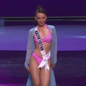 Miss Universe 2020 ชุดว่ายน้ำ