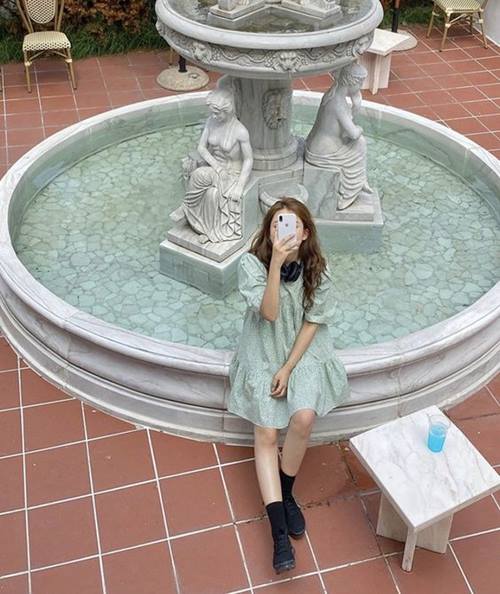 แต่งตัวไปคาเฟ่