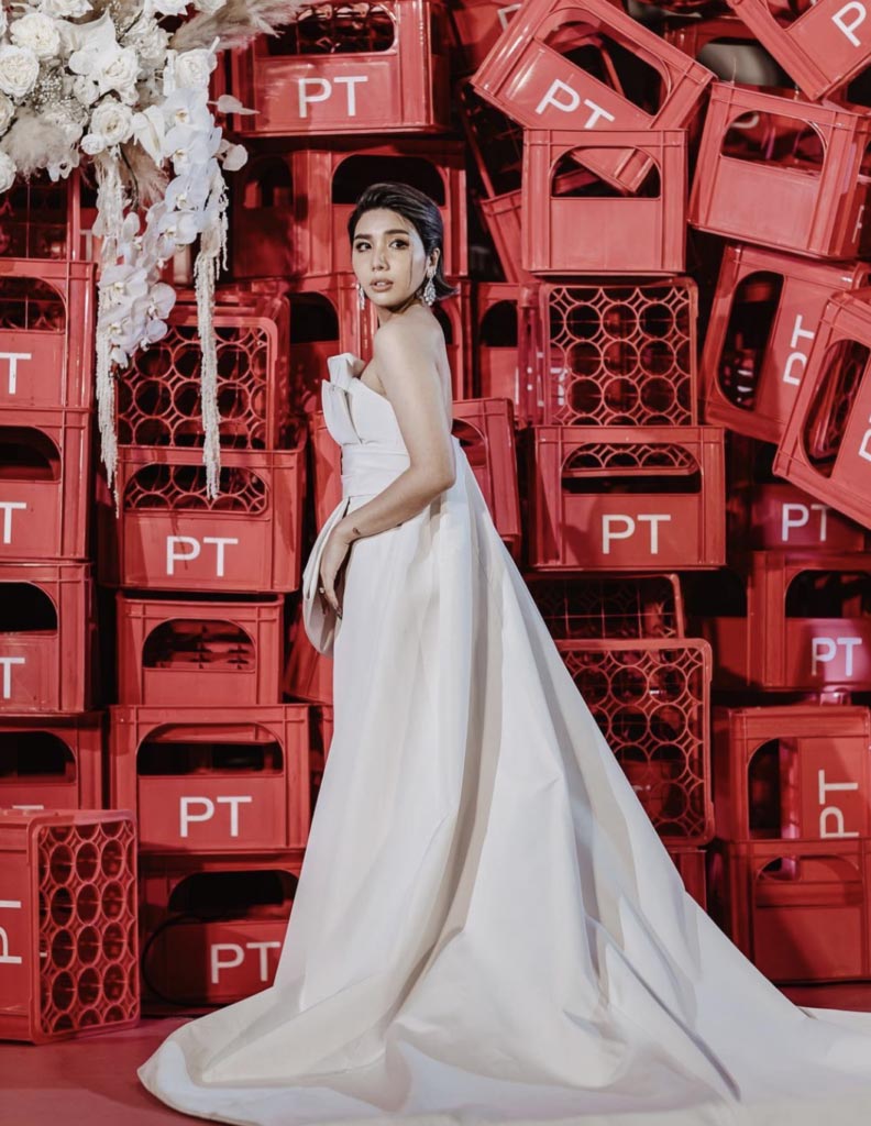 ชุดแต่งงาน 2021