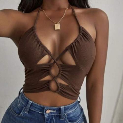 แฟชั่นเสื้อขาด