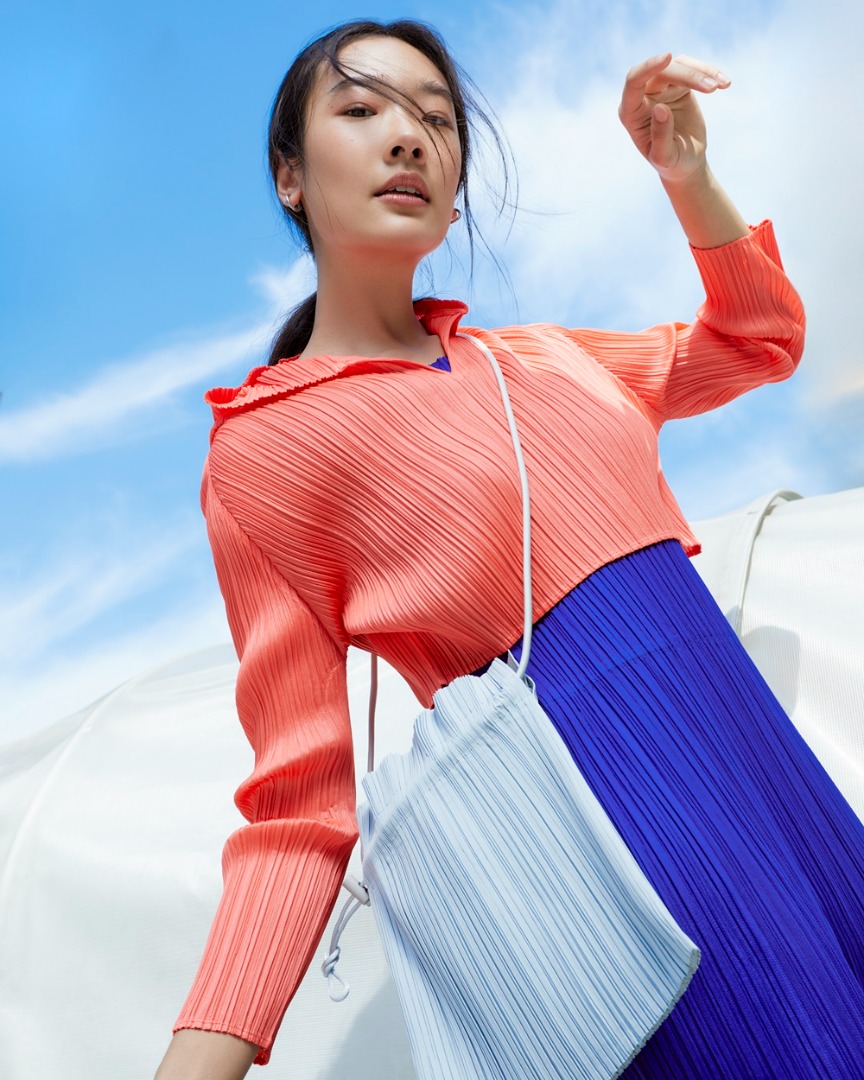 PLEATS PLEASE ISSEY MIYAKE