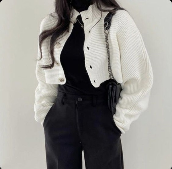 แฟชั่นคุมโทนสีขาวดำ